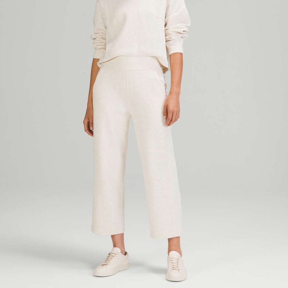 Lululemon Ribbed Straight Leg Super-High-Rise Crop 23"
